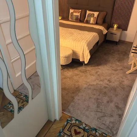 아파트 Spanish Foroom 1