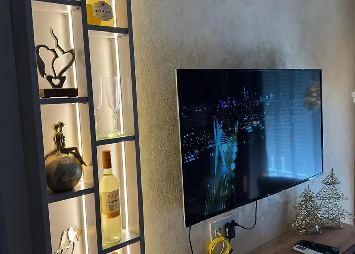 Spanish Foroom 1 * Ni