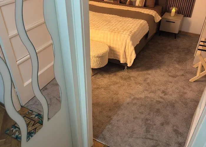 아파트 Spanish Foroom 1